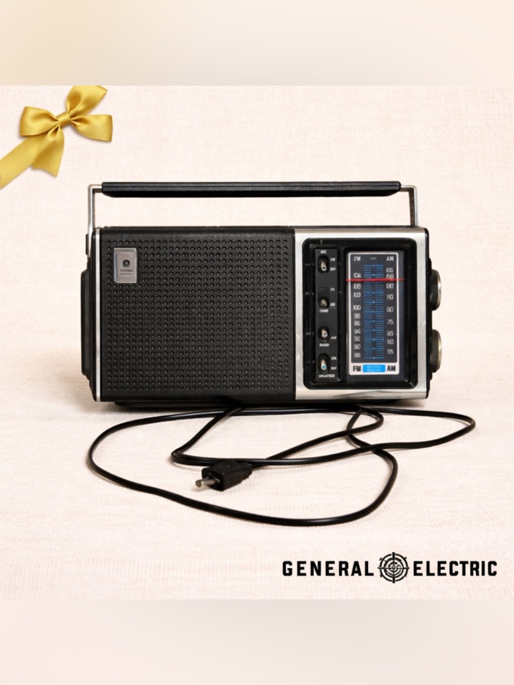 General Electric Vintage AM/FM Portable Radio Black Silver TRF Long Range
